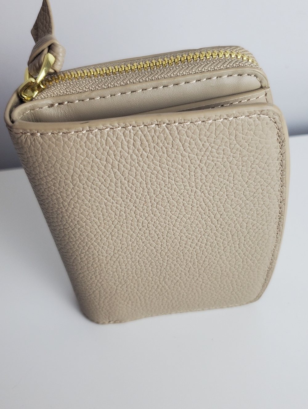 Quince Italian Pebbled Leather Compact Wallet - Picture 10 of 16